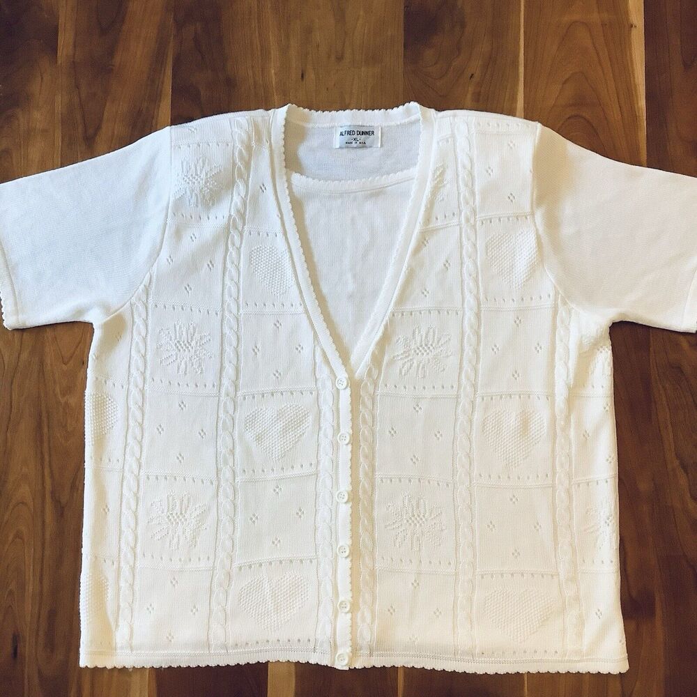 Alfred Dunner Short Sleeve Cardigan Sweater Top Hearts Snowflakes Women XL White
